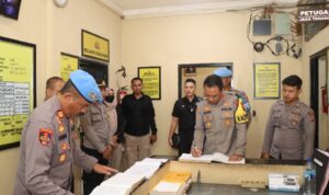 Cek Tahanan, Ini Pesan Kapolres Cirebon Kota