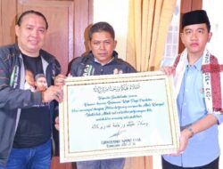 Gibran Temui Relawan Kopi Pagi di Buntet