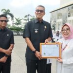 Kota Cirebon Raih Penghargaan Kepatuhan Penyelenggaraan Pelayanan Publik