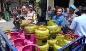 Polres Cirebon Kota Tangkap Komplotan Pengoplos Gas Subsidi