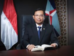 Forum Mahasiswa Anugerahi Herman Khaeron Sosok Peduli Kesejahteraan Masyarakat