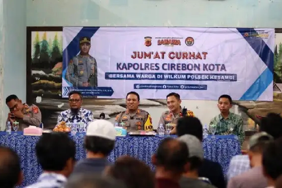 Jumat Curhat, Kapolres Cirebon Kota Tampung Aspirasi Masyarakat