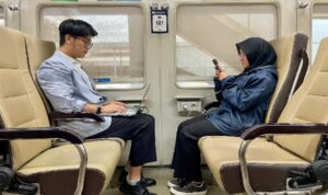 KAI Ingatkan Kembali Aturan Penggunaan Stop Kontak di Kereta Api