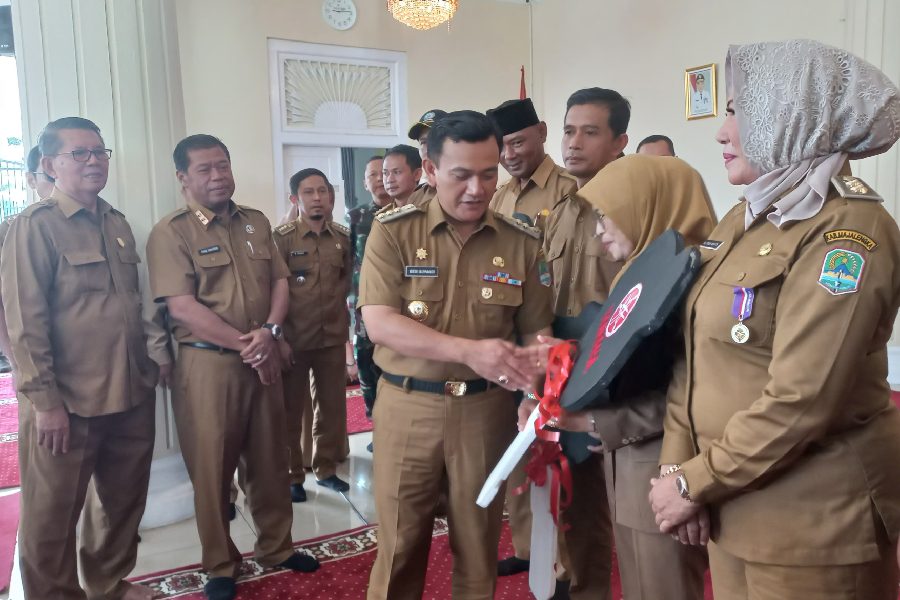Ratusan Kepala Desa di Majalengka dapat sepeda motor Nmax