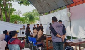 Pemungutan dan Penghitungan Suara di Kecamatan Lemahwungkuk Berjalan Kondusif