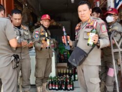 Satpol PP dan Damkar Indramayu Musnahkan 44.796 Botol Miras