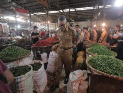 Harga Telur dan Daging Ayam di Kota Cirebon Masih Tinggi