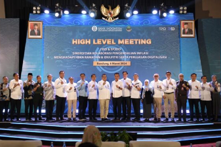 Pj Wali Kota Hadiri High Level Meeting TPID dan TP2DD