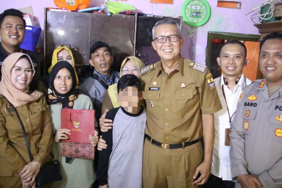 Anak yang Depresi di Cirebon Dapat Bantuan dari Presiden