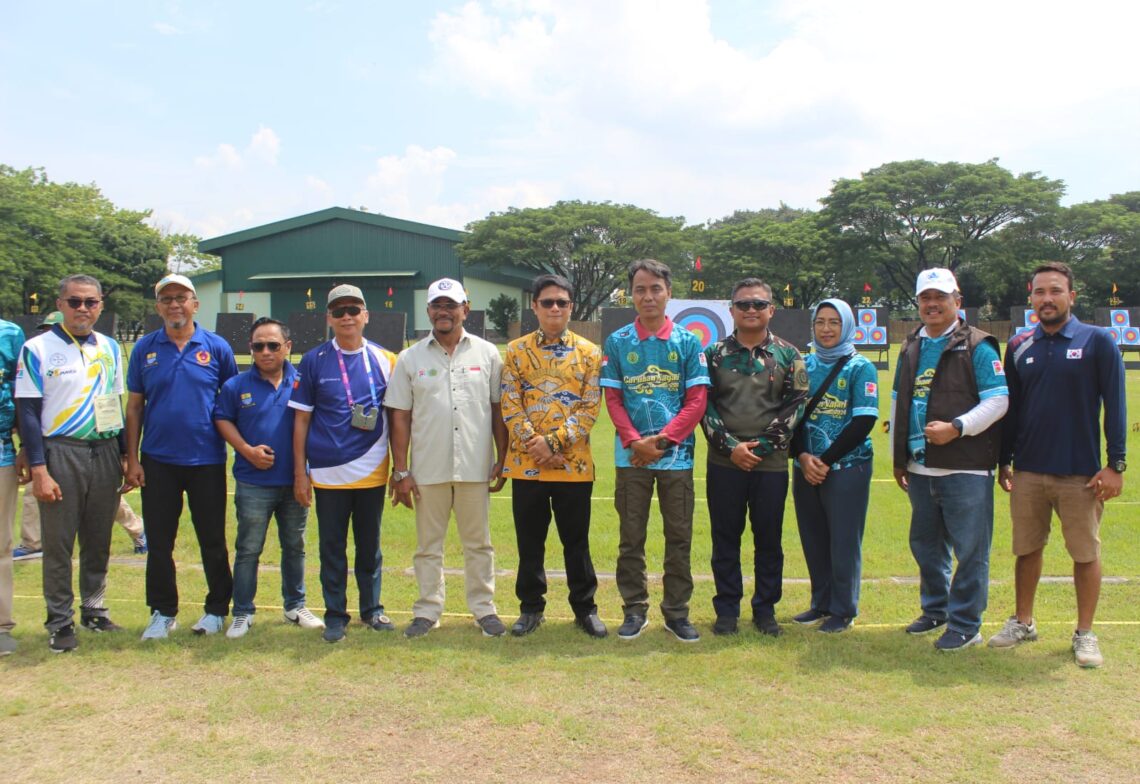 Pj Sekda Buka Caruban Nagari Archery Open Tournament 2024