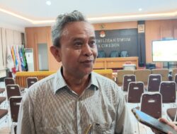 Suryana Daftar Cawalkot Cirebon via Jalur Independen