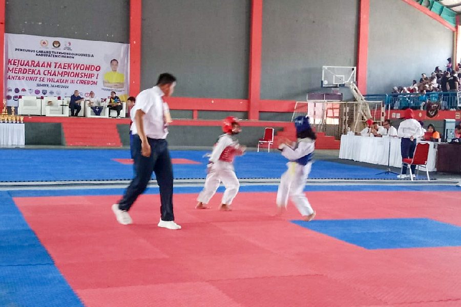 Taekwondo Kabupaten Cirebon sukses felar kejuaraan Merdeka Championship