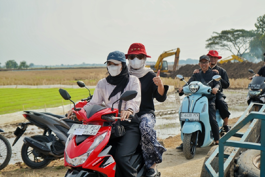 Hindari Gagal Tanam, Bupati Nina Pastikan Irigasi Masuk ke Sawah