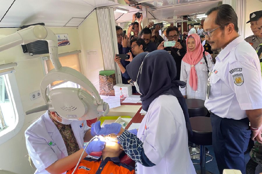 Rail Clinic Layanan Kesehatan dan Pengobatan Gratis bagi Masyarakat