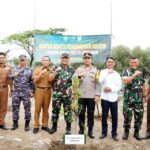 Ketua DPRD Dukung Karya Bakti Pembersihan Sungai dan Penanaman Pohon
