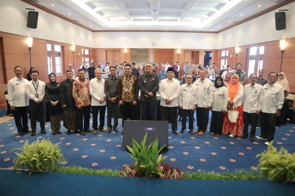 Ketua DPRD Hadiri FGD Kebanksentralan di BI Cirebon