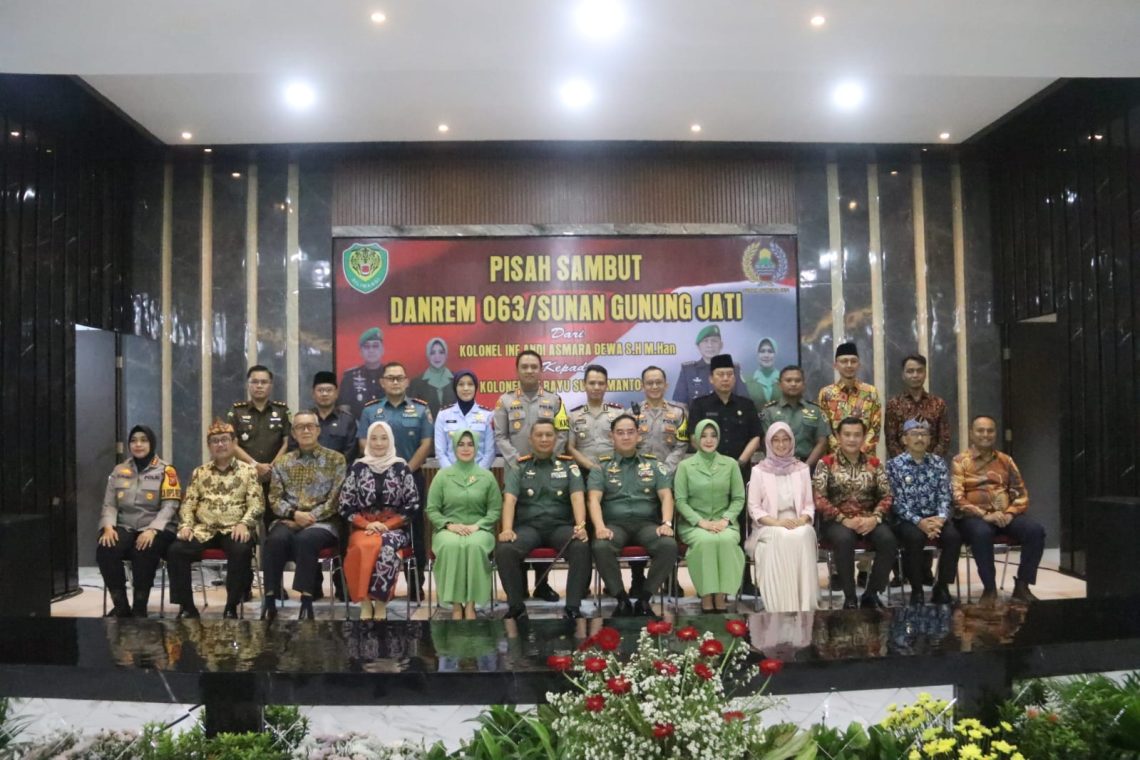 Ketua DPRD Hadiri Pisah Sambut Danrem Sunan Gunung Jati
