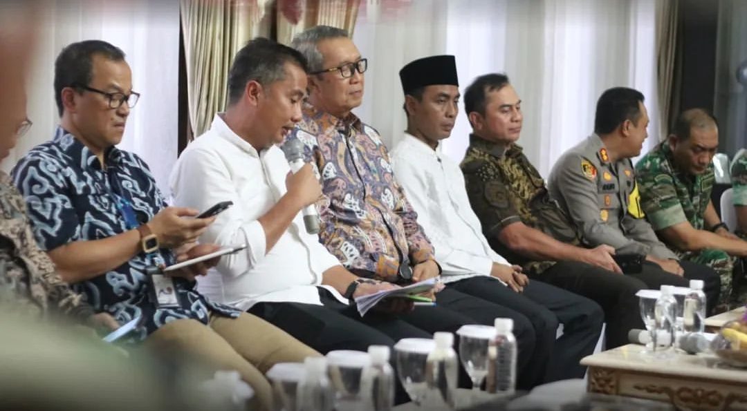 Ketua DPRD Kota Cirebon Hadiri Pertemuan dengan Pj Gubernur Jabar