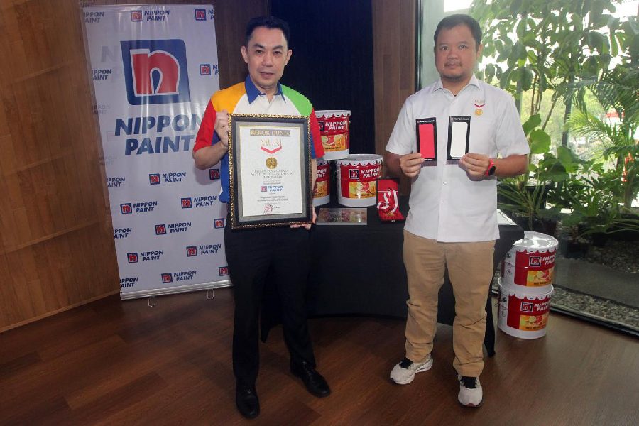 Rekor MURI, Nippon Paint Indonesia Warnai 5.124 Kapal Nelayan