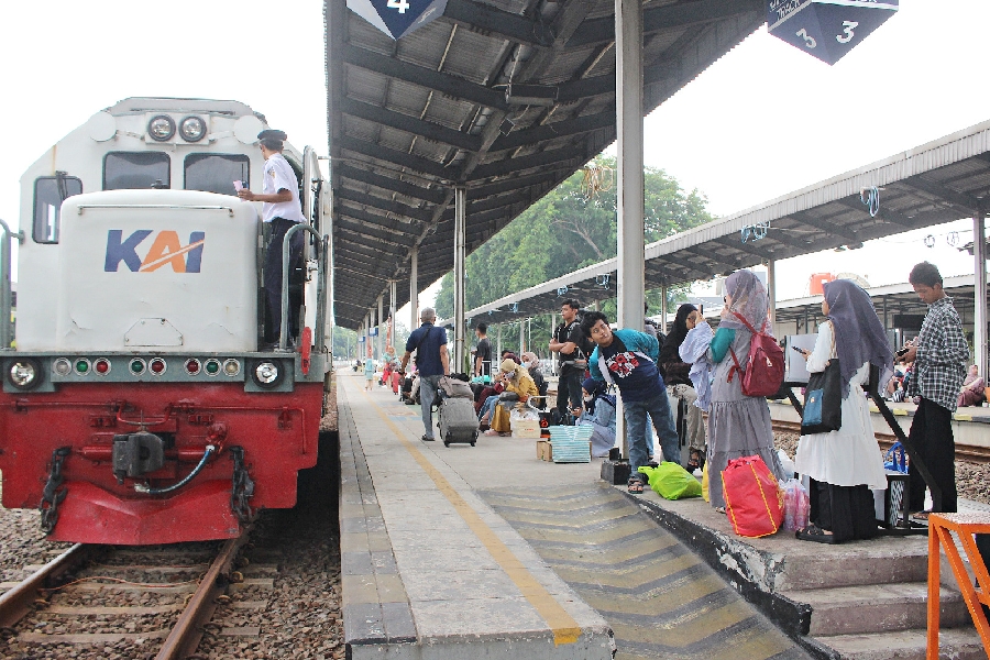 Libur Maulid Nabi, KAI Cirebon Siapkan 23.420 Tempat Duduk