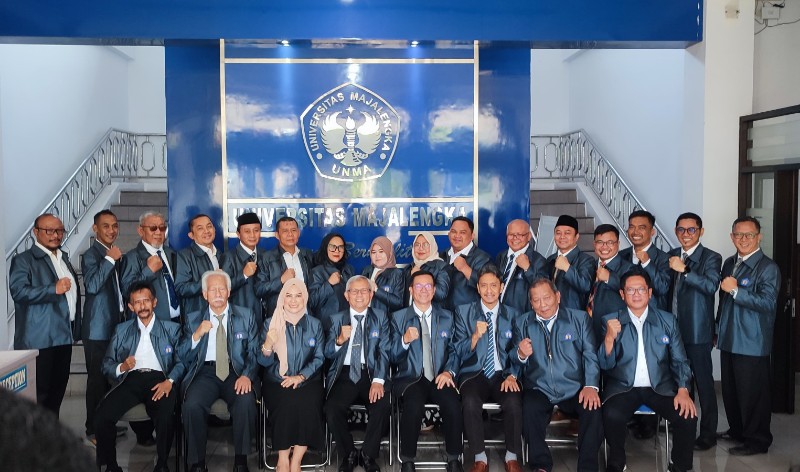 Inovasi ke Tingkat Internasional, Unma Wisuda Lulusan Berkualitas Siap Kerja