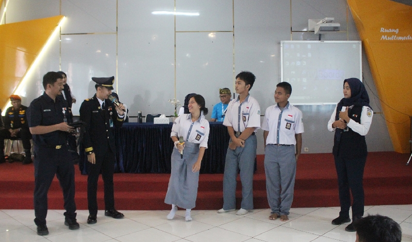 Millenials KAI Goes to School, Upaya Tumbuhkan Kecintaan kepada KA