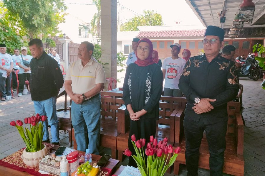 Pasangan Nina-Tobroni Berjuang Tingkatkan Kesejahteraan Guru Honorer
