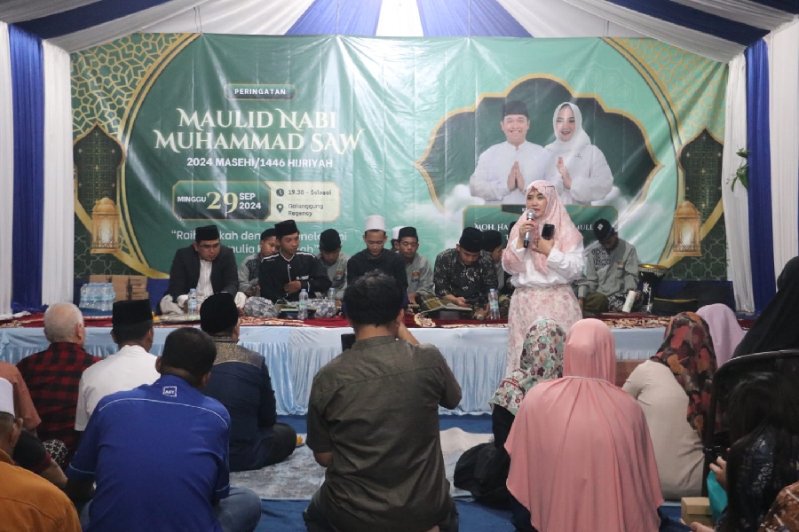 Siti Farida Peringati Maulid Nabi bersama Warga Bayu Asih