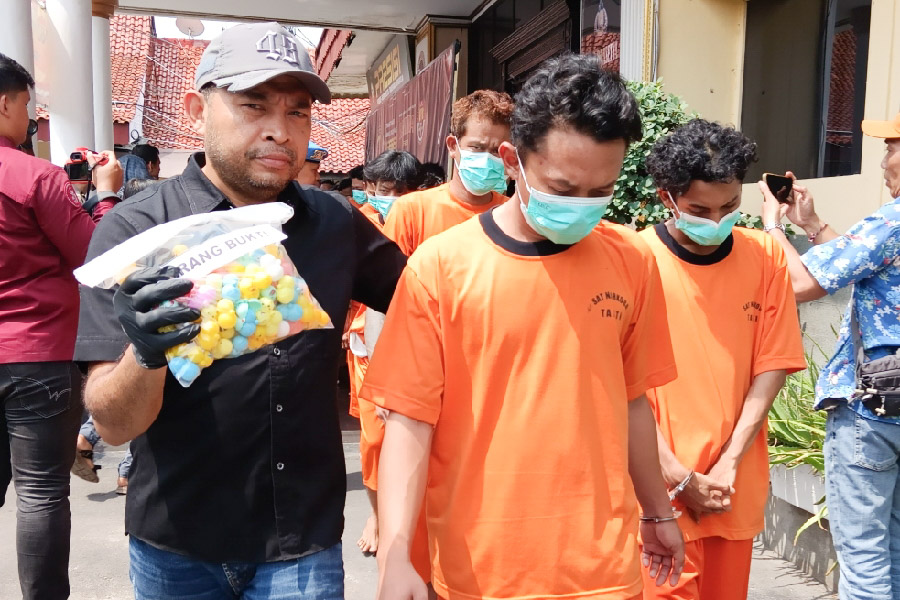 Pengedar Narkoba di Cirebon Gunakan Mainan Anak untuk Sembunyikan Sabu