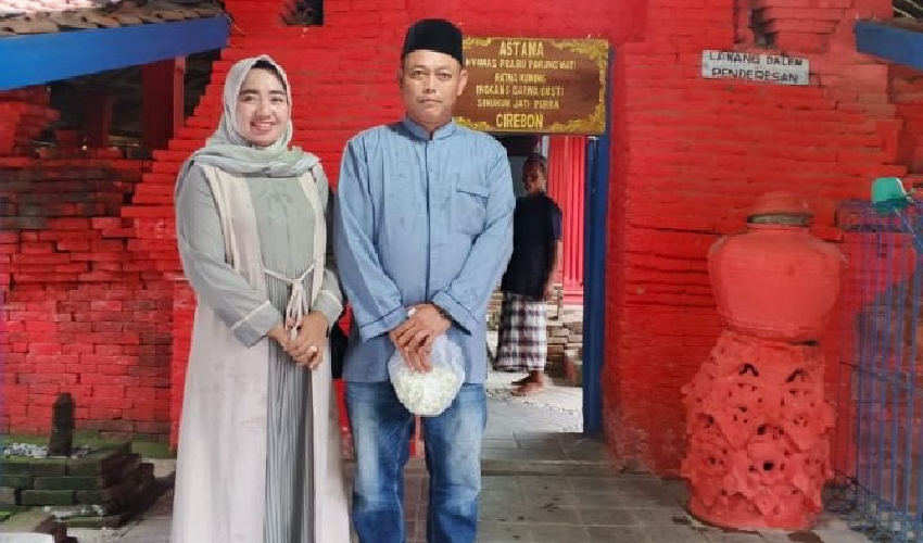 Refleksi Spiritual, Kang Awi Ziarah ke Astana Nyimas Prabu Pakungwati