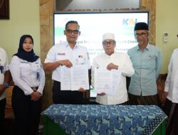 KAI Daop 3 Cirebon Kerja Sama dengan Ponpes KHAS Kempek