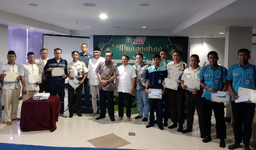 Grage Group Beri Penghargaan kepada Karyawan yang Sigap Tangani Kebakaran