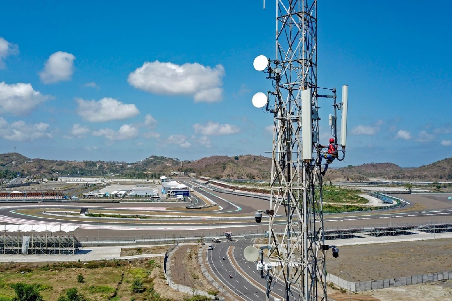Indosat Ooredoo Hutchison Catat Kinerja Unggul pada 2024