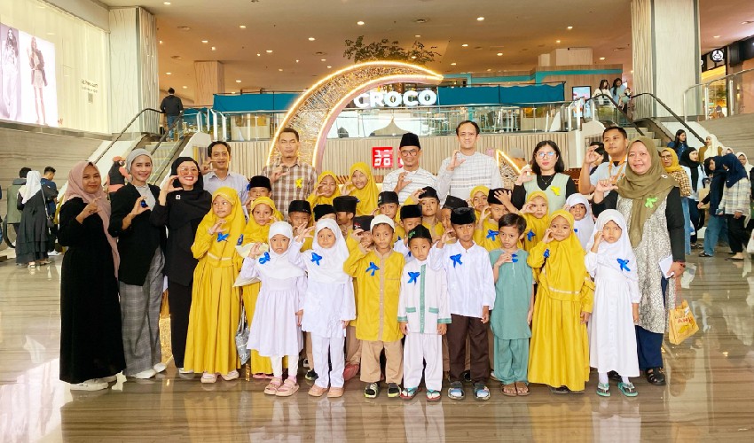 CSB Mall Berbagi Keceriaan Ramadan dengan Ratusan Anak Yatim