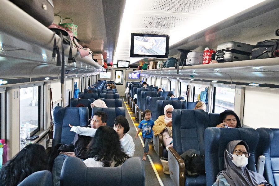 Daop 3 Berikan Tarif Khusus, Tiket KA Kini Lebih Murah