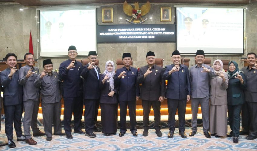 Effendi Edo Sampaikan Visi Cirebon Setara Berkelanjutan di Rapat Paripurna