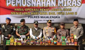 Operasi Pekat, Polres Majalengka Musnahkan Ribuan Botol Miras