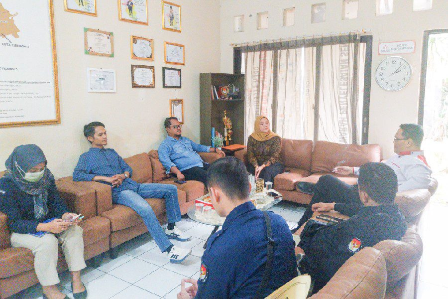 Bawaslu Kota Cirebon Siap Kawal Pemutakhiran Data Pemilih