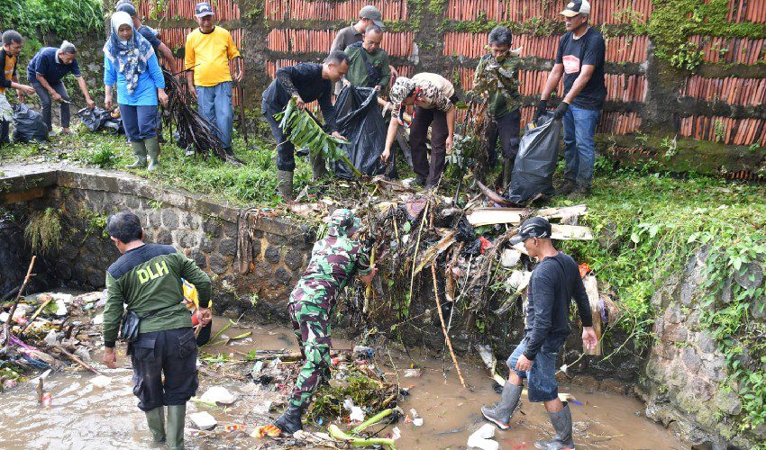Bupati Majalengka Luncurkan Program Geber untuk Jaga Kebersihan Lingkungan