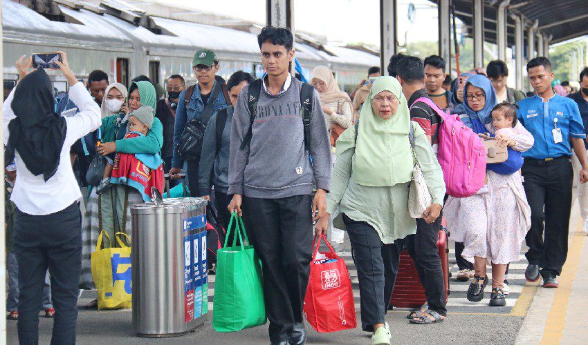 Daop 3 Cirebon Telah Layani 193.101 Penumpang Mudik Lebaran