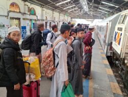 KAI Daop 3 Cirebon Sediakan 23.404 Tiket Libur Waisak