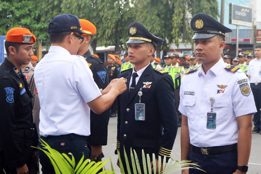 KAI Daop 3 Cirebon Sertifikasi Ratusan Petugas Operasional