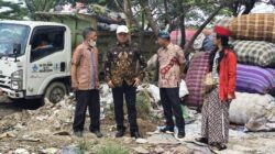 Ketua DPRD Kota Cirebon minta TPS ilegal segera dipindahkan. (Foto: Ist.)