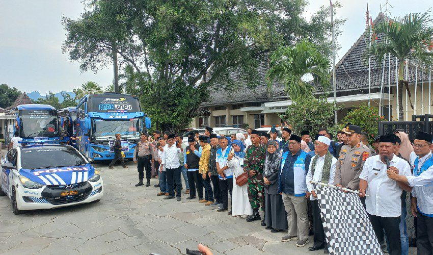 Sebanyak 439 Calhaj Majalengka Kloter 6 Diberangkatkan via Bandara Kertajati
