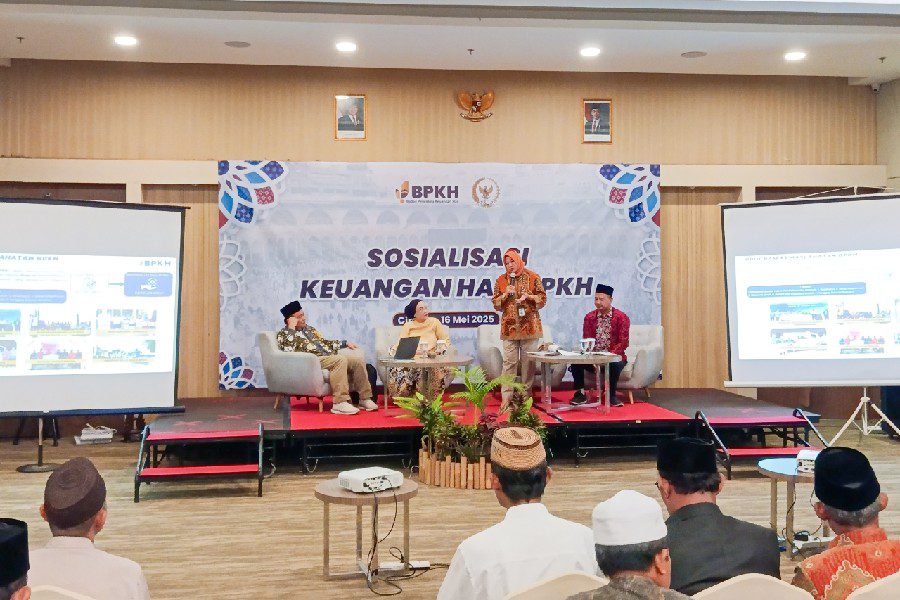 Selly Andriany Gantina Soroti Masalah Kloter dan Layanan Haji 2025