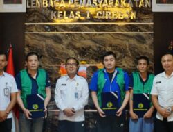 Tiga Warga Binaan Lapas Cirebon Terima Remisi Khusus Waisak 2025