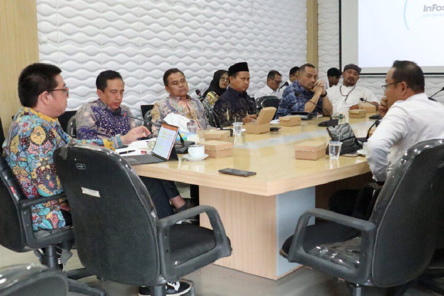 Komisi II Evaluasi Capaian 100 Hari Kerja Wali Kota Cirebon