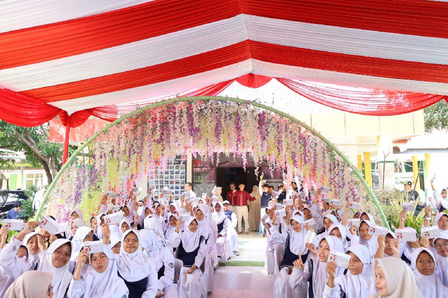 OJK Cirebon Luncurkan Bank Mini Sekolah, Dukung Literasi Keuangan Pelajar