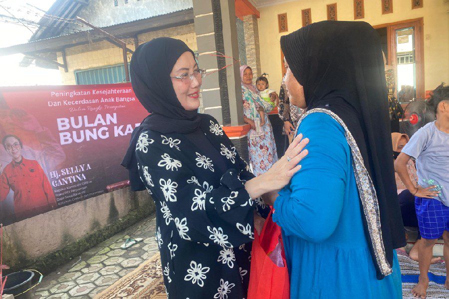 Selly Andriany Gantina Supervisi Program Peningkatan Kapasitas Keluarga