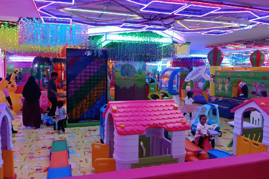 Wahana Bermain Terbesar City Garden Hadir di Grage City Mall